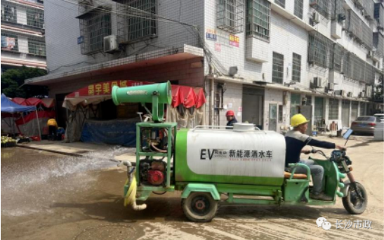 藍(lán)天02.png 藍(lán)天02.png